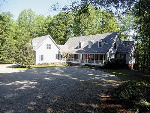 2449 Gobbler Ridge Road, Powhatan, VA 23139