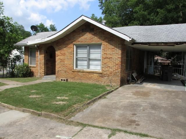 214 Seventh Street, Hot Springs National Park, AR 71913