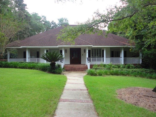 203 McAdams Avenue, Daphne, AL 36526