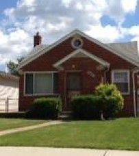 8446 Fisher Ave, Warren, MI 48089