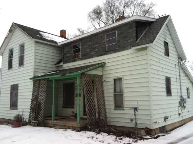 6729 3rd St, Cass City, MI 48726