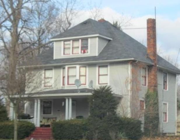 116 East Hoffman Street, Three Rivers, MI 49093
