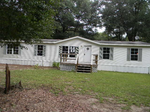 12523 Greenbriar Dr, Fountain, FL 32438