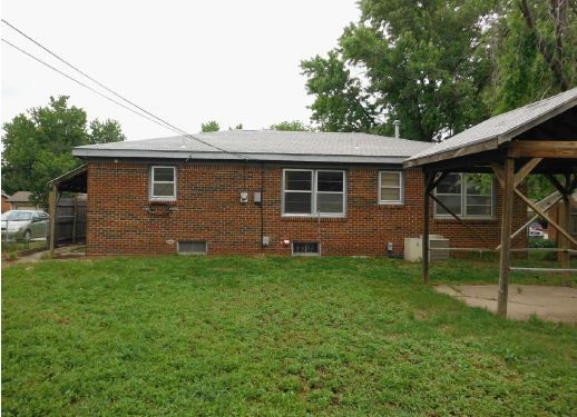 4203 W 10th St N, Wichita, KS 67212