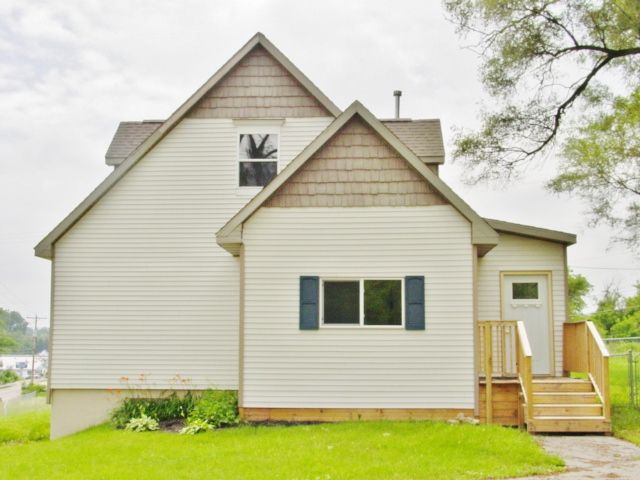 8950 Riverside Rd, Brooklyn, MI 49230