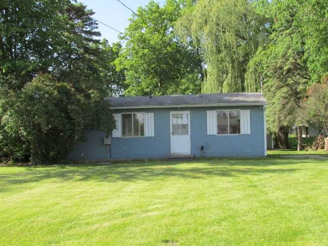 2515 Dardy Ct, Brooklyn, MI 49230