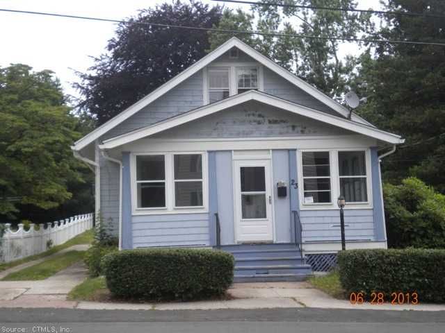 23 Russell St, Branford, CT 06405
