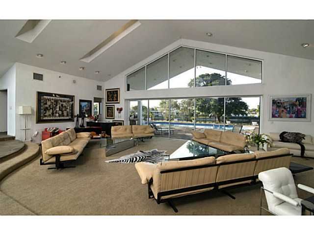 4905 WOODLANDS BL, Fort Lauderdale, FL 33319