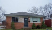 22700 Violet St Saint Clair Shores, MI 48082