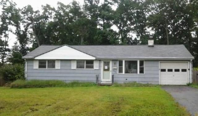 290 Forest Drive, Wethersfield, CT 06109