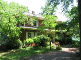 722 W Sumter St, Shelby, NC 28150