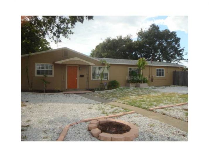 7601 32nd Ave N, Saint Petersburg, FL 33710