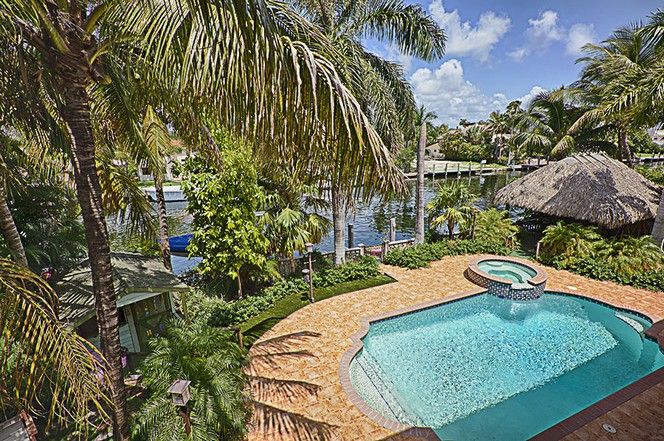 636 PALM DR, Hallandale, FL 33009
