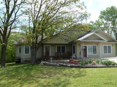 2555 FOREST HILLS BLVD, Bella Vista, AR 72715