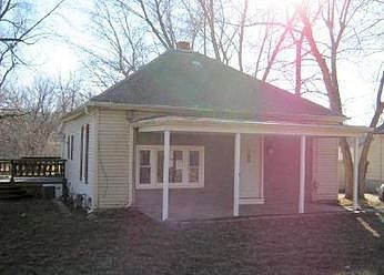 Commercial, Saint Joseph, MO 64503