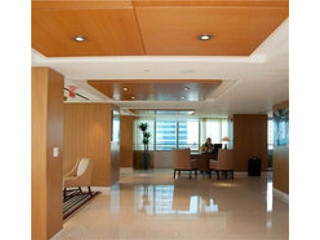 1395 BRICKELL AV # 2806, Miami, FL 33131
