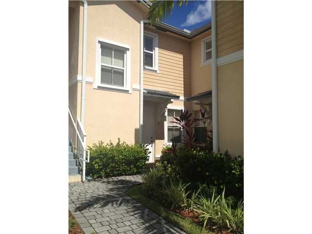 2885 SE 1 DR # 2, Homestead, FL 33033