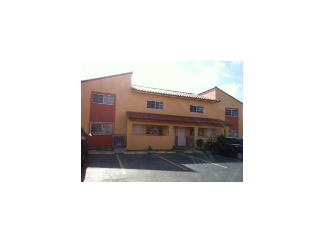 2875 W 76 ST # 202, Hialeah, FL 33018