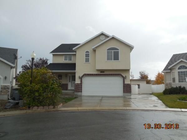 10715 S Cedar Brook Pl, South Jordan, UT 84095