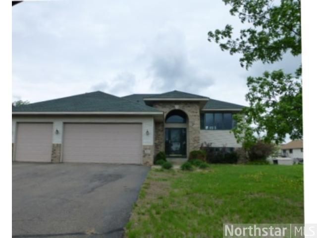 7905 Parell Ave Ne, Elk River, MN 55330