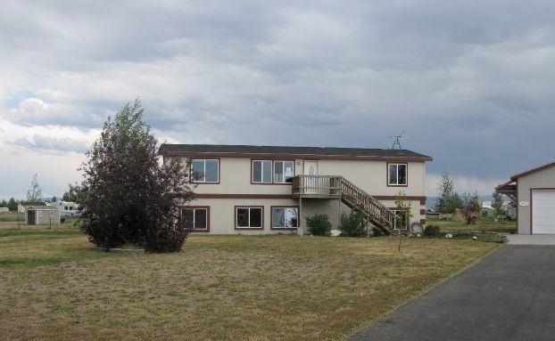 468 Moon Beam Ln, Belgrade, MT 59714
