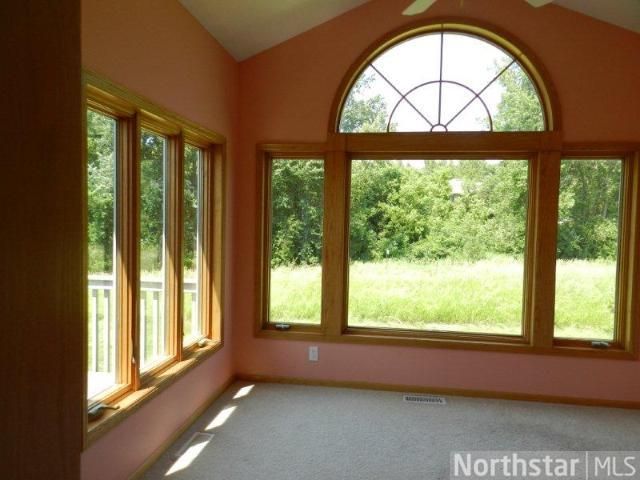 4866 Moon Lake Cir, Saint Paul, MN 55127