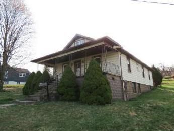 335 Blaine St, Fairmont, WV 26554