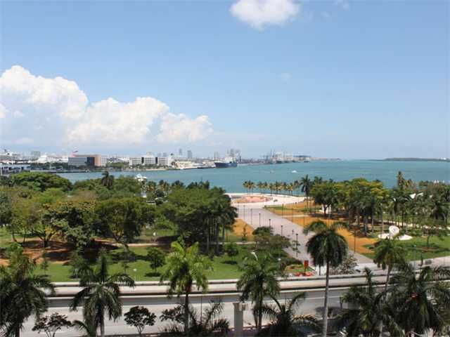 50 BISCAYNE BL # 810, Miami, FL 33132