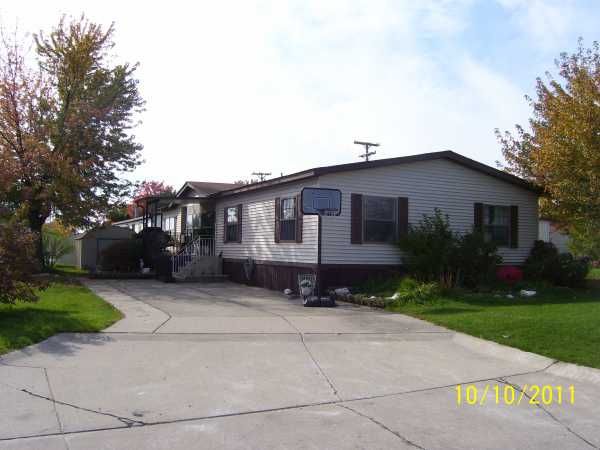 14382 Grenwich Ct. Lot#595, Utica, MI 48315