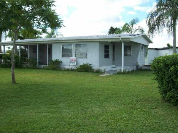 539 Blackburn, North Port, FL 34287