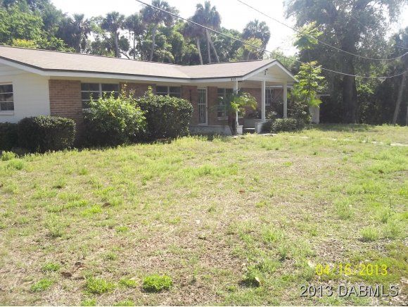 322 Roslyn Ave, New Smyrna Beach, FL 32168