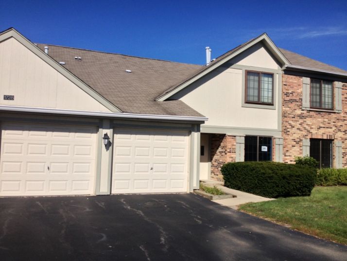 1728 Emerald Bay 2, Palatine, IL 60074