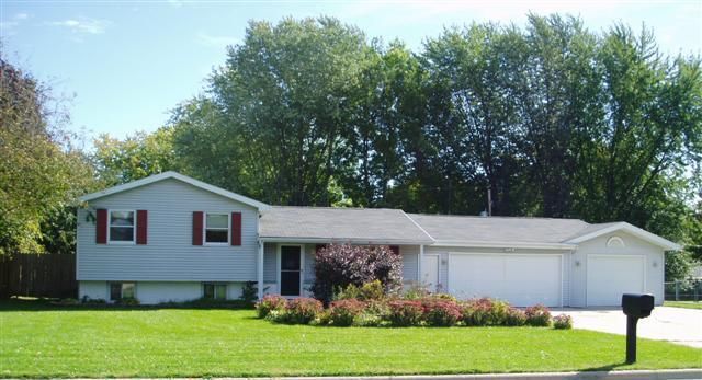 1332 Rockwell Road, Green Bay, WI 54313
