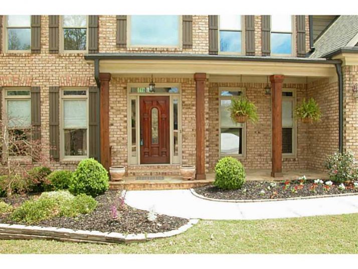 5184 Sunlake Drive, Hoschton, GA 30548
