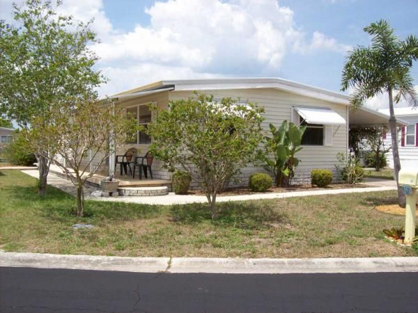 112 St. John's W., Apollo Beach, FL 33572