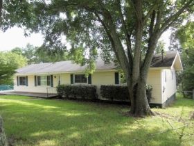 125 Alto Street, Alto, GA 30510