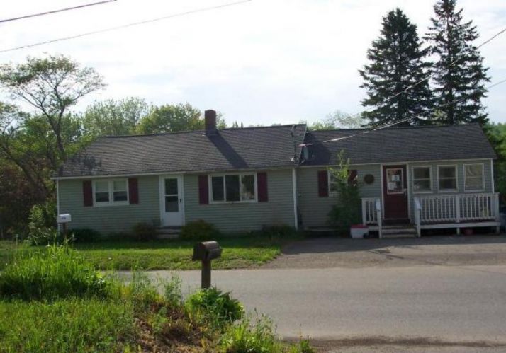 55 Iron Bridge Rd, Millinocket, ME 04462