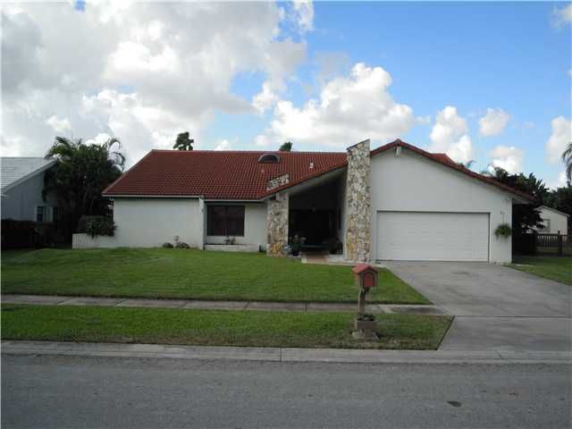 10061 NW 13TH ST, Fort Lauderdale, FL 33324