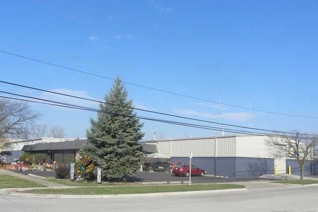 32416 Industrial Road, Garden City, MI 48135