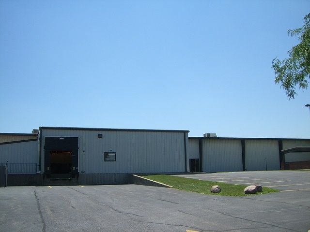 765 Research Pkwy, Rockford, IL 61109