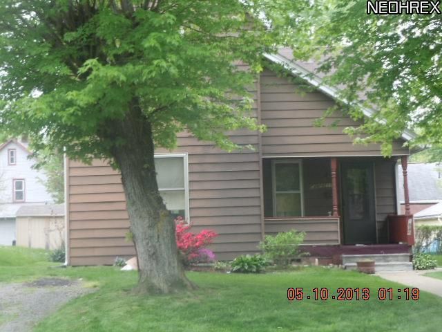 1946 4th St Se, Canton, OH 44707