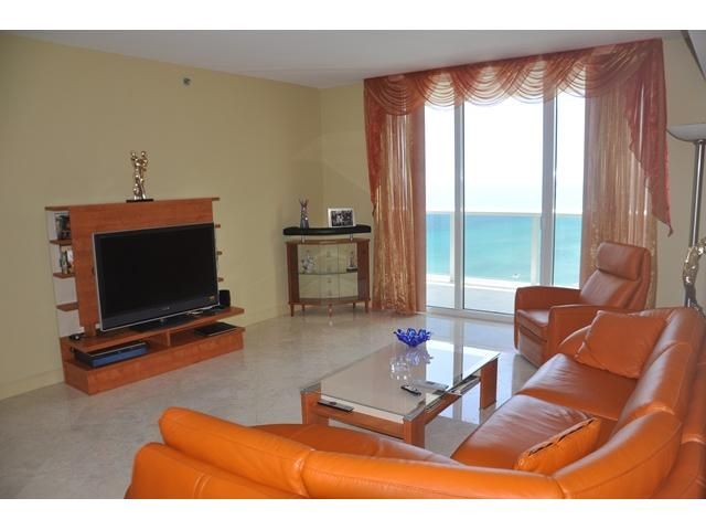 1830 S OCEAN DR # 2203, Hallandale, FL 33009