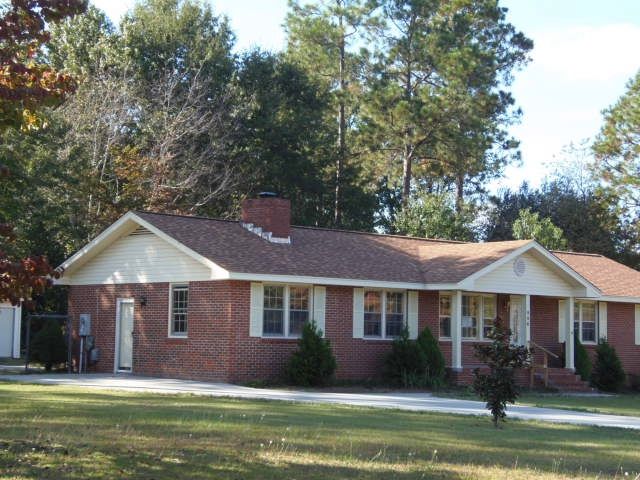 886 Trailmore Cir, Sumter, SC 29154