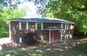 5828 Lake Dr, Crestview, FL 32539