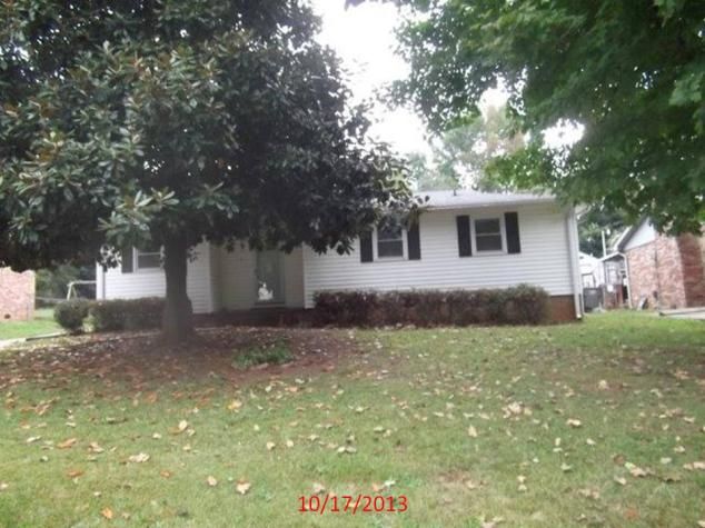 110 Rainbow Dr., Greenville, SC 29617