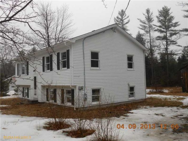 16 Osgood Rd, Bethel, ME 04217