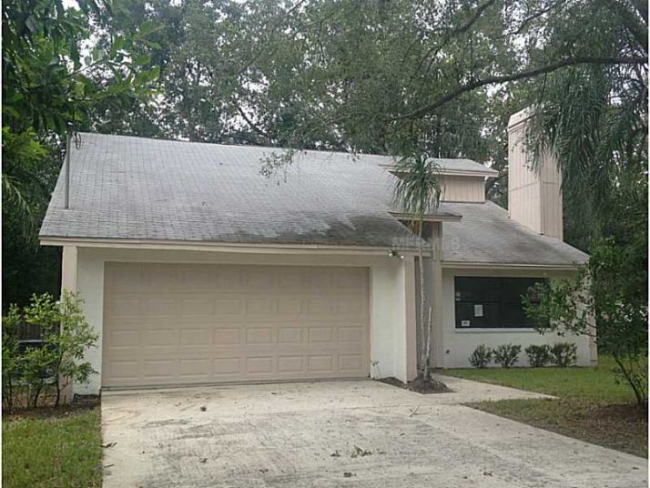 5202 Chilkoot St, Tampa, FL 33617