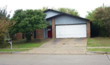 3400 Green Hill Dr Arlington, TX 76014