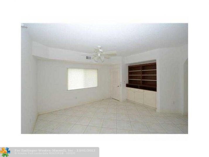 7715 SOUTHAMPTON TER # E415, Fort Lauderdale, FL 33321