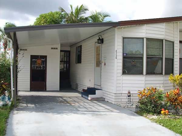 4736 SE DOGWOOD TERR, Stuart, FL 34997